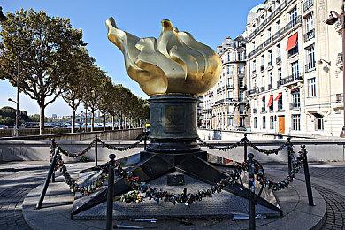 《赛博朋克2077》2022年销量再创佳绩 CDPR利润大增